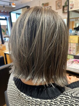 フレンズ 山鼻店(friend's) シャドールーツ