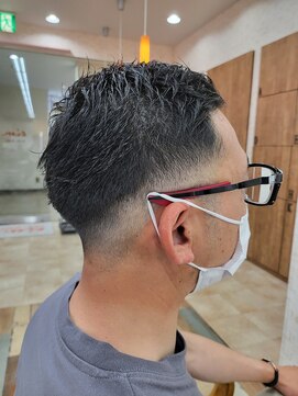 エイムヘアメイク 舟入店 なんちゃってフェードスタイル