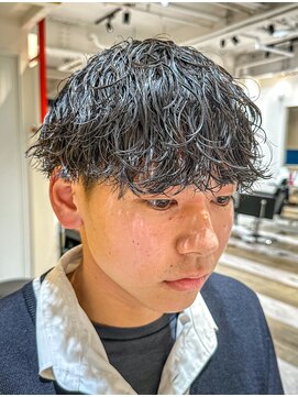 ルースト 心斎橋店(ROOST) 高校生でも出来る波巻きパーマ