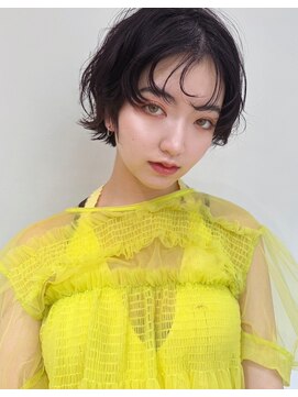 フィーリーカラー 大阪梅田店(feery color) ハイトーンベージュシースルーショートボブミニボブグレージュ