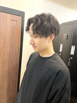 ギフト ヘアー サロン(gift hair salon) 【ツイストスパイラルパーマセンターパートメンズ】原口健伸