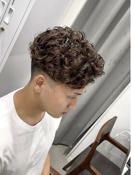 グルーマーズトウキョウ(GROOMER/S TOKYO) 神保町 ラルフカール メンズ ハードパーマ スペインカール