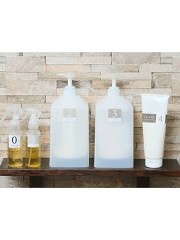 一人ひとりの髪質に合わせたトリートメント選びでぴったりのヘアケアを＊酸性トリートメントも人気です◎