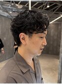センターパートメンズカットパーマ原宿
