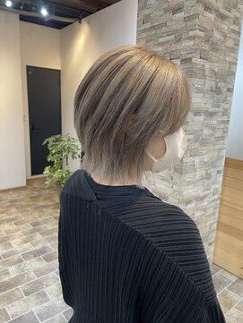 スターリバー(STAR RIVER) ライトグレージュ×ボブレイヤー