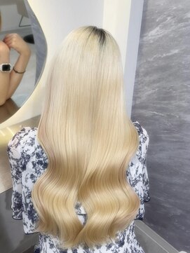 ラビス 池袋(Lovis) くびれヘア/縮毛矯正/ストレート/ハイライトカラー