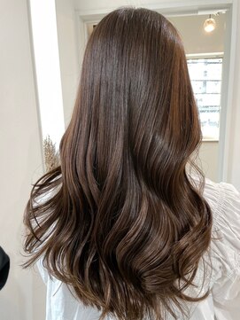 ビビバイベル(BiVi by BHEL) 桑名ロングレイヤーカットハッシュカット透明感カラー重めロング