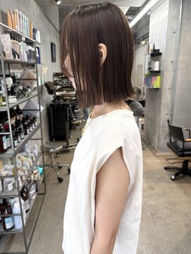 フィーカ(Fiika) ボブ/切りっぱなし/ベージュ/ベージュブラウン【肥後橋/本町】