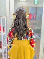 ヒデ美容室&nbsp;ハーフアップ巻きおろしアレンジ