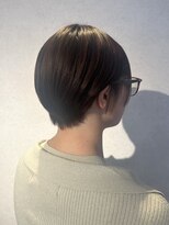 モック(moc) 丸みのあるシルエットが上品な大人ショートスタイル