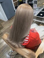 シュシュバイジャガラ 千葉駅北口店(chou chou byJAGARA)&nbsp;ホワイトベージュ【chouchou千葉・千葉駅】
