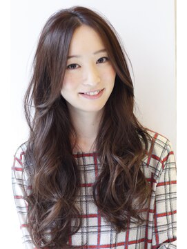 ループス(Roops) 簡単スタイリング！大人可愛いスウィートロング[表参道・南青山]