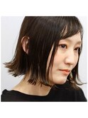 アシンメトリー風斜めバングの大人ボブ
