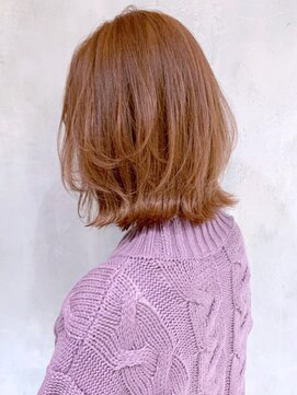 アイティーバイアルバム 松戸店(IT by ALBUM) ピンクレイヤー_カーキグレージュマッシュショート_ba317173