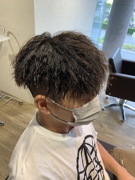 エヌプラス(N+) メンズヘアフェザーパーマサーフカール刈り上げセンターパート