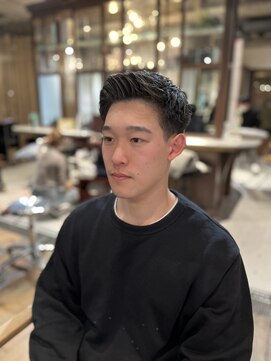 リバレッジ 広尾(Leverage) 外国人風フェードヘア