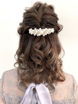 アルジャーノン コックス(ALGERNON COX)&nbsp;フワっとハーフアップアレンジ