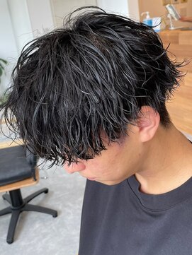 フゥ 宇都宮(FeU) 波巻きパーマメンズパーマメンズヘアツーブロックツイストパーマ