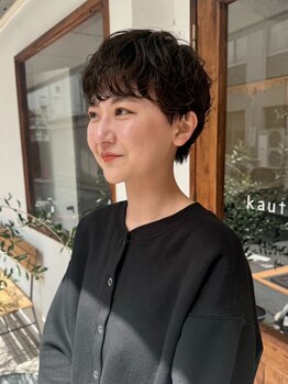 カウチ(Kauti)の写真/朝は何もしなくて大丈夫！手ぐしだけでスタイリングできちゃう、思い通りにキマるパーマスタイルに♪