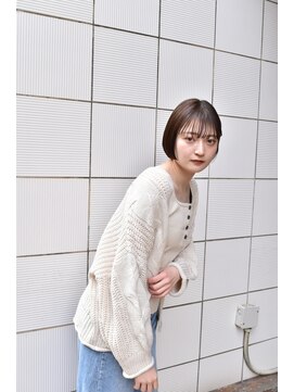 ウィローズ(WILLOW'S) 大人かわいい耳かけ丸みショートボブ20代30代40代髪型
