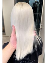 モニカ 原宿店(MONIQA)&nbsp;ホワイト