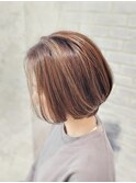 白髪ぼかしハイライト×大人ショートボブ【TAKASHI】