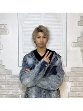 リー ルーチェ 布施(Lee Luce) 岩崎 翔