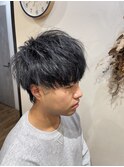 無造作ラフで個性を出すマッシュウルフスタイル