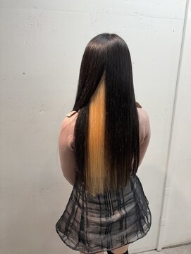 アイリー 名古屋(A/LEE) インナーカラー/ブロンドカラー