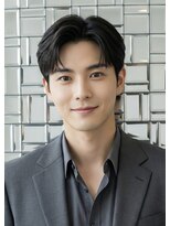 アマンドール(Aman D'or)&nbsp;【佐久間】ダウンパーマ韓国風ビジネススタイル