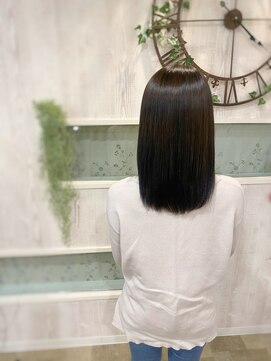 ルヴェール(Le Vert) ツヤ髪ダークトーンアッシュ