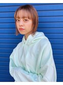 ぷつっと外ハネミニボブ_くびれヘアアースカラーグレーベージュ