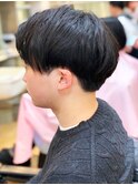 20代30代メンズクラウドマッシュ丸み束感ビジカジトレンド