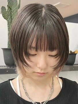 ウィコ 新宿(WICO) インナーホワイトウルフ[新宿駅/大人ガーリー/チョコレート]