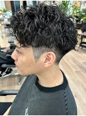 波巻きパーマセンターパートツイストパーマメンズマッシュパーマ