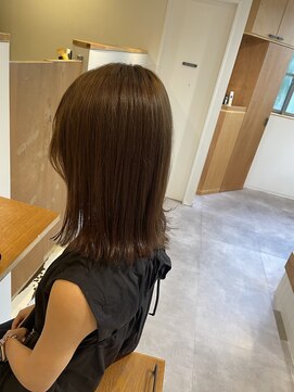 ロレ(lole') ミディアムヘア