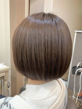 アルターリール(aL ter Rire) 顎ラインボブ/ラテブラウン/福原遼華