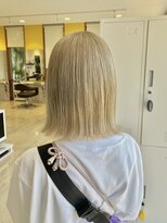 クリーム(CREAM) ホワイトベージュ