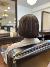 ヘアカラーアンドトリートメント専門店 ヘアカラーカフェ 神崎川店 (HAIR COLOR CAFE) ハイライトデザイングレイカラー