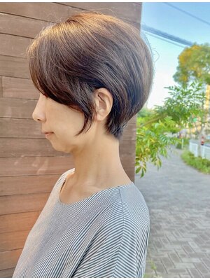 いつものヘアスタイルに飽きてきた方、自分に似合うスタイルがわからない方、当店にお任せください！