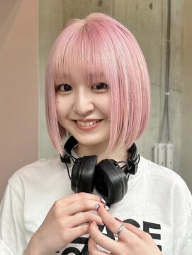 ソル ジングウマエ(SOL JINGUMAE) ダブルカラーピンクベージュベージュカラーケアブリーチミニボブ