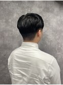 スーツに似合う刈り上げマッシュ