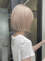 ソル 栄矢場町(SOL)&nbsp;ホワイトベージュくすみベージュメルティカラーボブヘアー