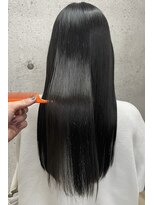 スライバイリアオオサカ(Sly By Ria OSAKA)&nbsp;髪質改善/縮毛矯正/髪質改善トリートメント【梅田】【大阪】