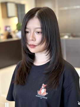 ヴィサージュ ギンザ VISAGE GINZA 艶ストレート×小顔レイヤー