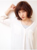 外ハネショートボブ