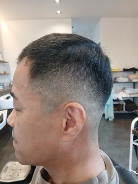 サン(Sun) 大人っぽさを魅せるハイフェード