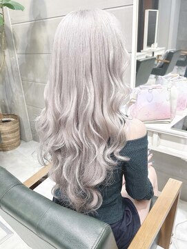 デイズ(days) ハイトーンカラーロングヘア/ホワイトシルバーカラー