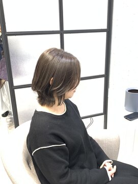 イーズ バイ インス(Yeeee.s by INCE) 白髪ぼかし/白髪改善カラー/ショート/透明感カラー/脱白髪染め