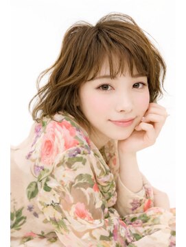 アムールマヤ 軽いゆるふわボブ